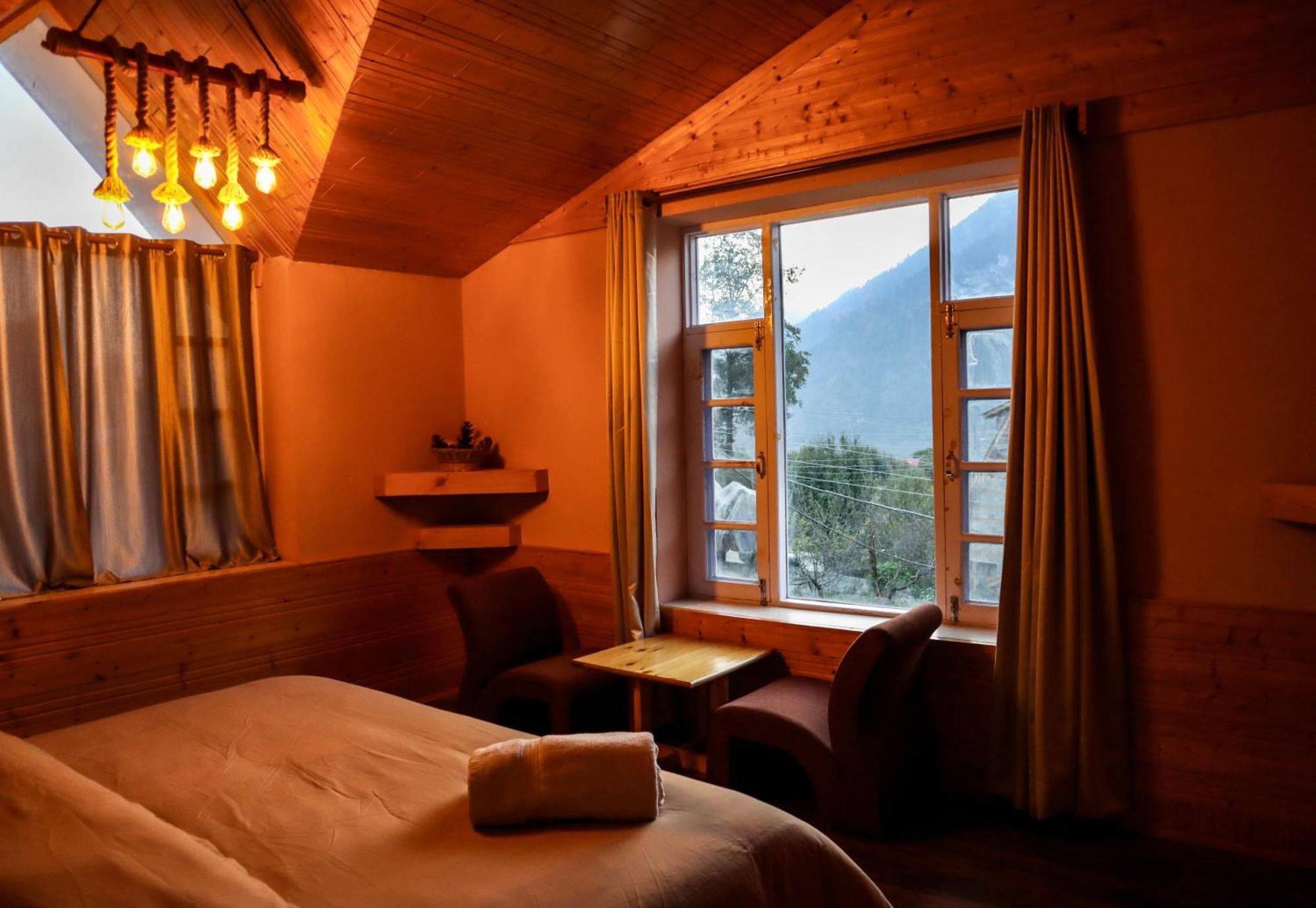 Fluestern Hostel And Cafe Nagar (Himachal Pradesh) Exterior foto