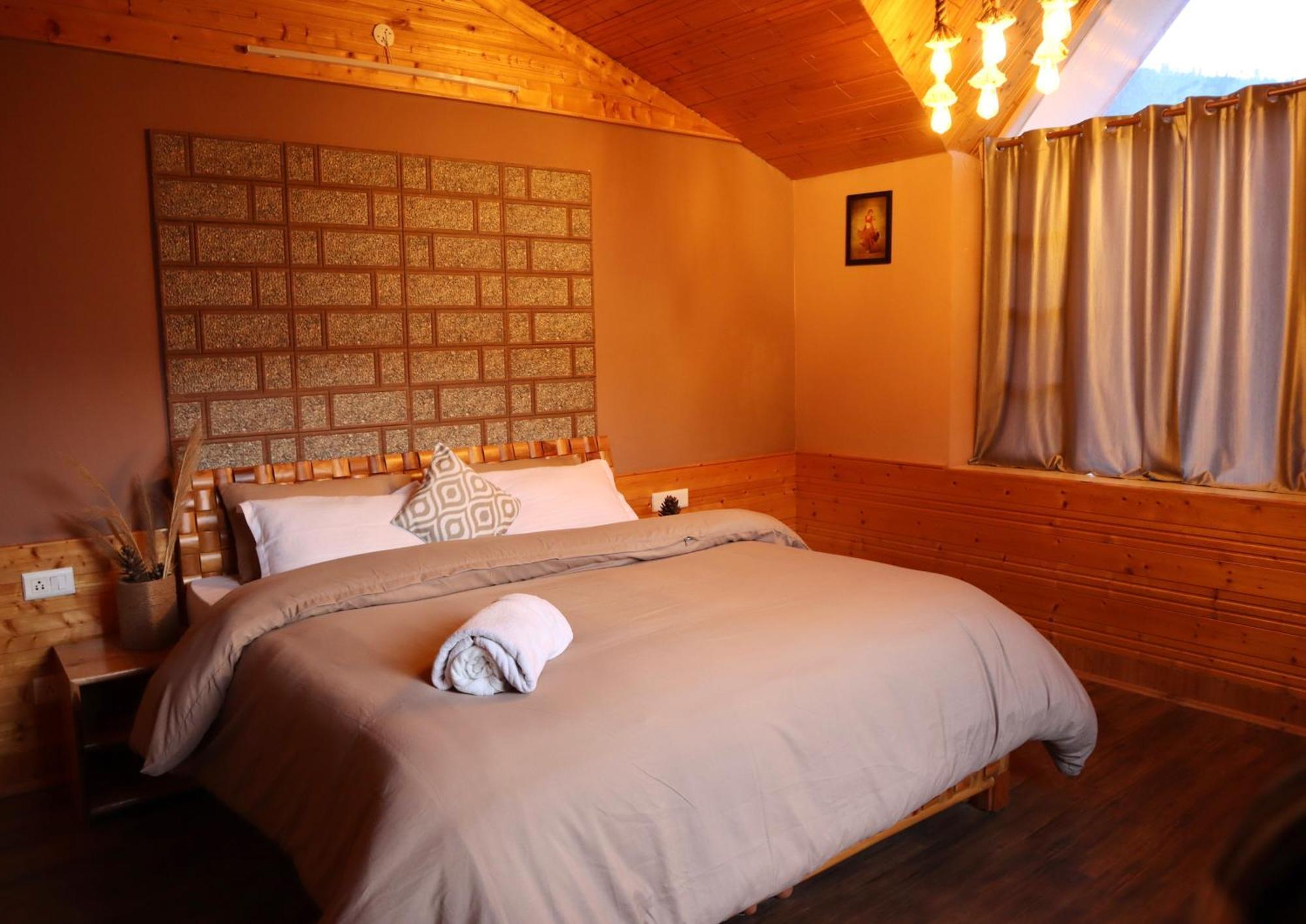 Fluestern Hostel And Cafe Nagar (Himachal Pradesh) Exterior foto